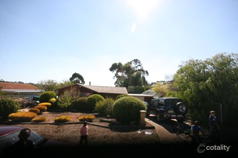19 Valleyfair Rd, Hackham West, SA 5163