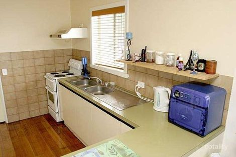 Property photo of 44 Kinlock Street Bell Post Hill VIC 3215