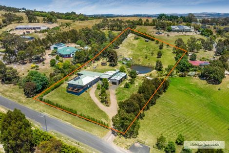 16 Meade Ct, Kilmore, VIC 3764