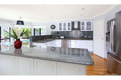 Property photo of 92 Coventry Circuit Carindale QLD 4152