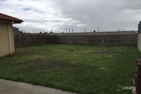 Property photo of 31 Old Course Crescent Deer Park VIC 3023