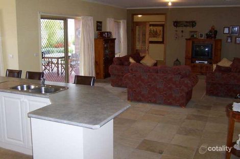 Property photo of 8 Shetland Way Sunbury VIC 3429