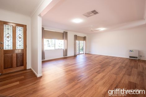 Property photo of 2 Cregan Place Griffith NSW 2680
