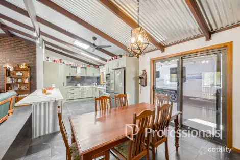Property photo of 1 Forbes Drive Merbein VIC 3505