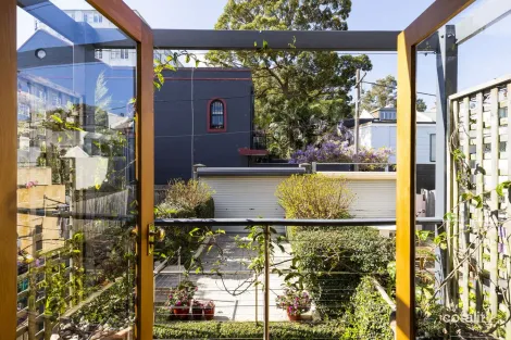 Property photo of 388 Cleveland Street Surry Hills NSW 2010