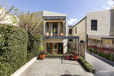 Property photo of 388 Cleveland Street Surry Hills NSW 2010