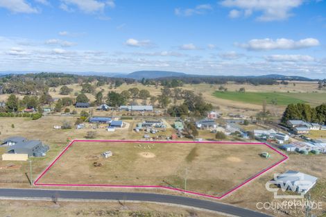 Property photo of 5 Martin Drive Black Mountain NSW 2365