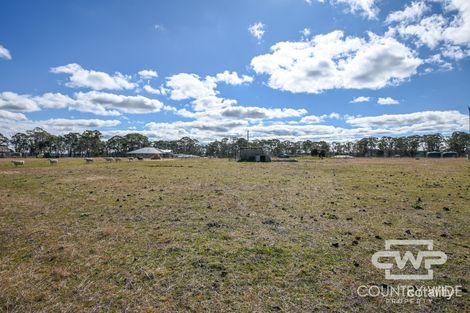 Property photo of 5 Martin Drive Black Mountain NSW 2365
