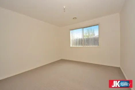 Property photo of 141 Rose Grange Boulevard Tarneit VIC 3029