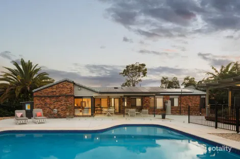Property photo of 6 Allan Road Camira QLD 4300