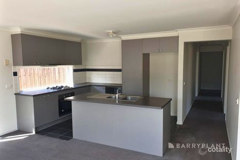 Property photo of 69 Isabella Way Tarneit VIC 3029