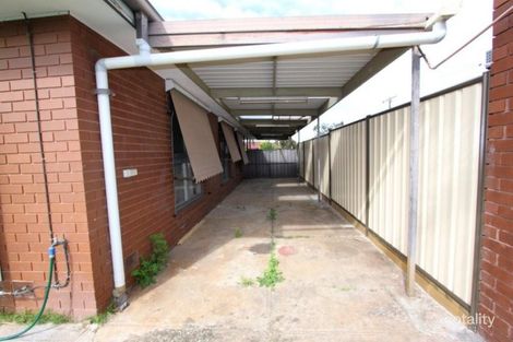 Property photo of 34 Pottenger Way St Albans VIC 3021