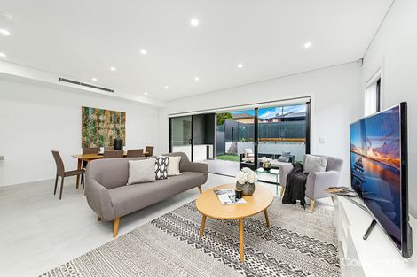 Property photo of 16 Jacaranda Drive Georges Hall NSW 2198