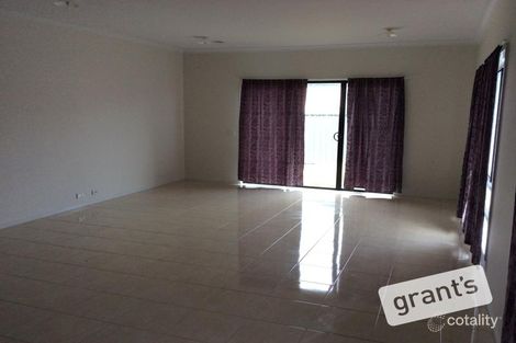 Property photo of 58 Selandra Boulevard Clyde North VIC 3978