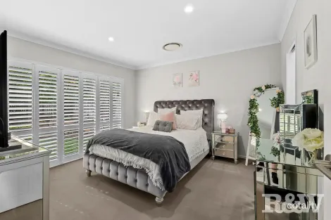 Property photo of 2 Poppy Place The Gap QLD 4061