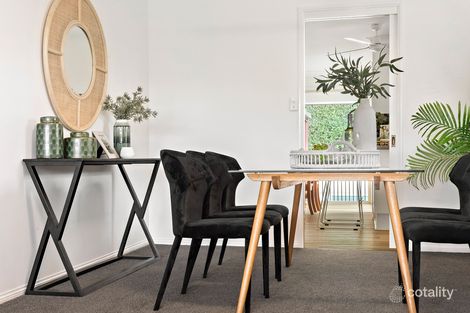 Property photo of 4 Goya Court Mackenzie QLD 4156