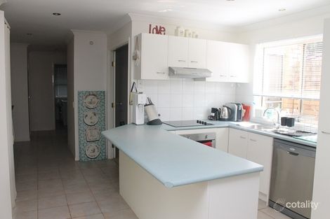 Property photo of 4 Clarence Place Forest Lake QLD 4078