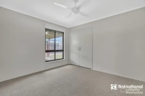 Property photo of 202 Hogans Road Hoppers Crossing VIC 3029