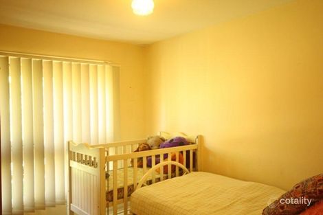 Property photo of 25/7 Hanlon Close Minto NSW 2566
