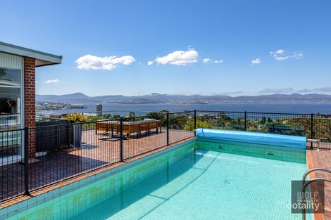 Property photo of 9 Primrose Place Sandy Bay TAS 7005