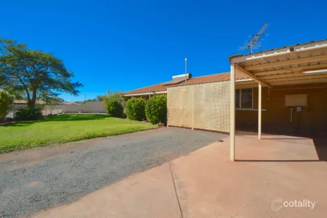 Property photo of 4 Yanderra Crescent South Hedland WA 6722