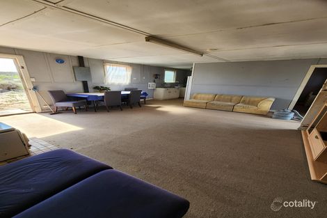 Property photo of 18 Yorrell View False Bay SA 5601