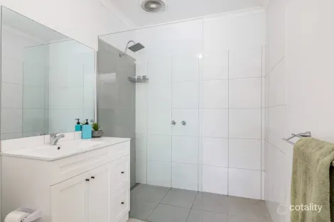 Property photo of 37 First Street Broadford VIC 3658