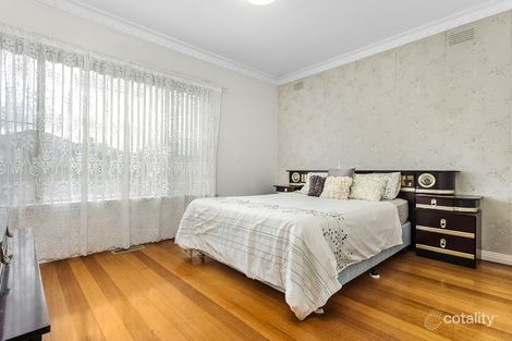 Property photo of 5 Ludeman Court Reservoir VIC 3073
