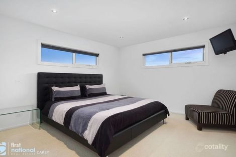 Property photo of 3/51 The Esplanade North Shore VIC 3214