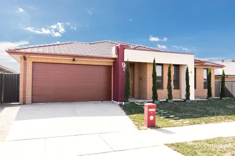 9 Cockerall St, Lucas, VIC 3350
