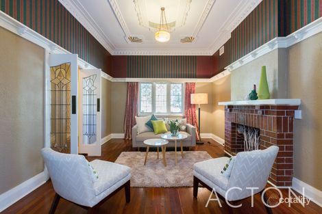 Property photo of 50 The Boulevarde Mount Hawthorn WA 6016