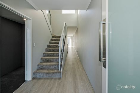 Property photo of 58 Reflection Boulevard Jindalee WA 6036