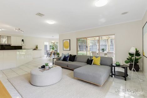 Property photo of 4 Duckmanton Court Bentleigh East VIC 3165