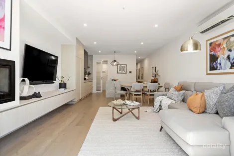 Property photo of 4/7 Overman Court Essendon VIC 3040