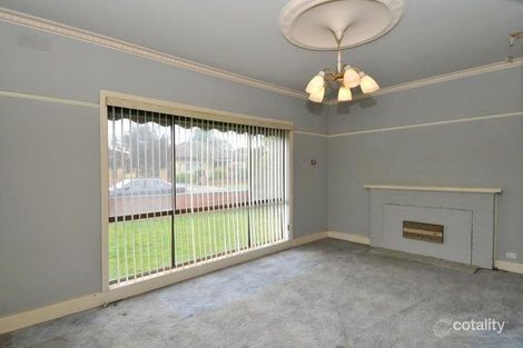 Property photo of 13 Newton Crescent Lalor VIC 3075