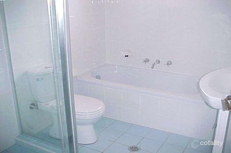 Property photo of 47 Dandenong Crescent Ruse NSW 2560