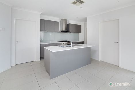 Property photo of 45 Livida Circuit Lyndhurst VIC 3975