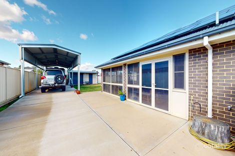 Property photo of 11 Durum Circuit Dubbo NSW 2830