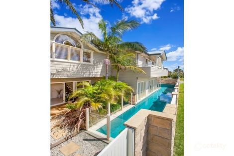 Property photo of 20 Headland Road North Curl Curl NSW 2099