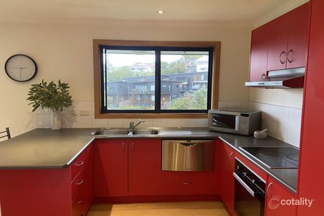 Property photo of 31/10 Waterworks Road Dynnyrne TAS 7005