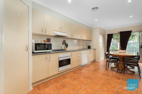 Property photo of 5/8 Lauffre Walk Caroline Springs VIC 3023