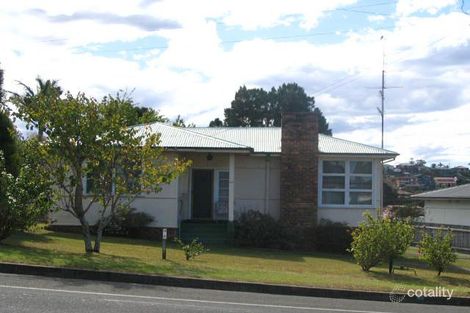 42 Waples Rd, Unanderra, NSW 2526