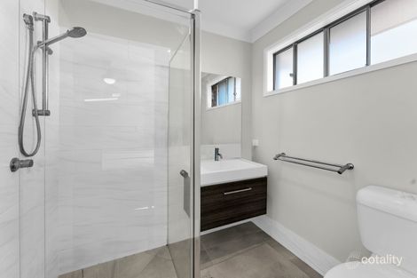 Property photo of 25 Spruce Circuit Hillcrest QLD 4118