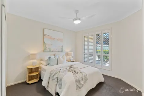 Property photo of 1/519 Tingal Road Wynnum QLD 4178