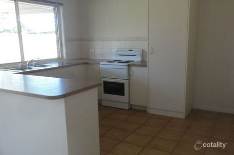Property photo of 19 Summit Court Hampton Park VIC 3976