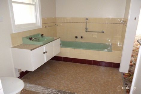 Property photo of 17 Smith Avenue Warrnambool VIC 3280