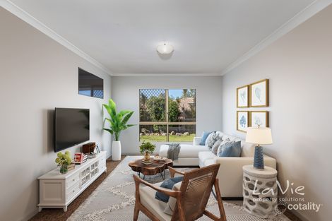 Property photo of 33 Regents Circuit Forest Lake QLD 4078
