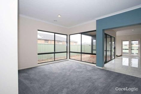 Property photo of 14 Vaughan Chase Wyndham Vale VIC 3024