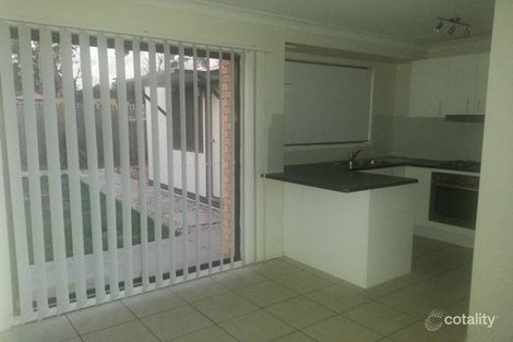 Property photo of 2/8 Woodvale Close Plumpton NSW 2761