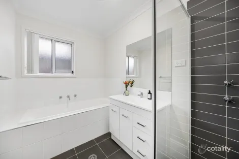 Property photo of 48 Bunima Crescent Ngunnawal ACT 2913